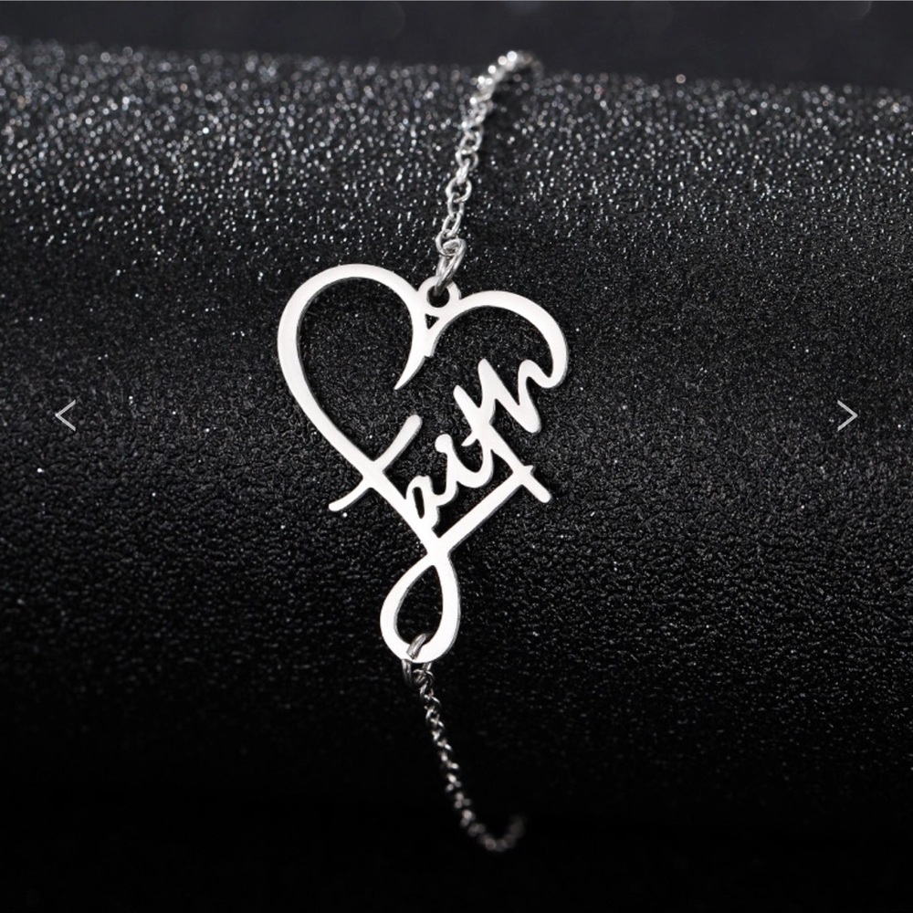 Elegant Silver Heart Bracelet